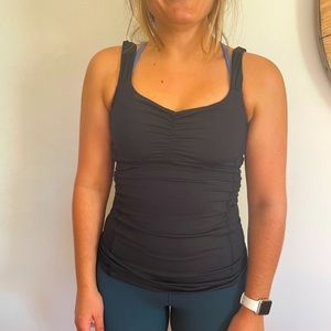Lululemon tank